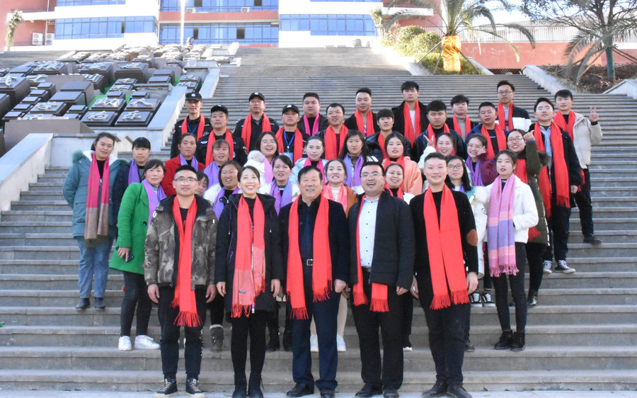 赫章新纪元学校欢迎您